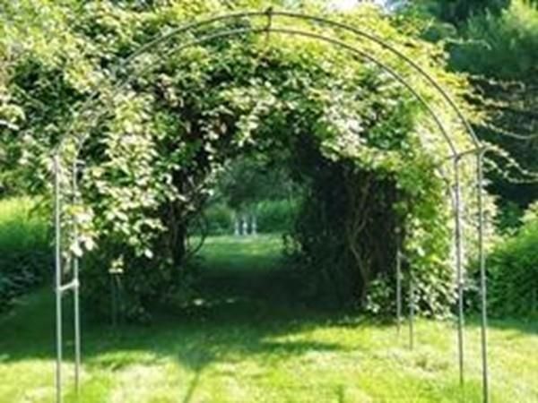 38 E Brookfield Rd, North Brookfield, MA 01535